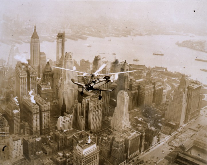 Cierva Autogiro over Manhattan Island 1931