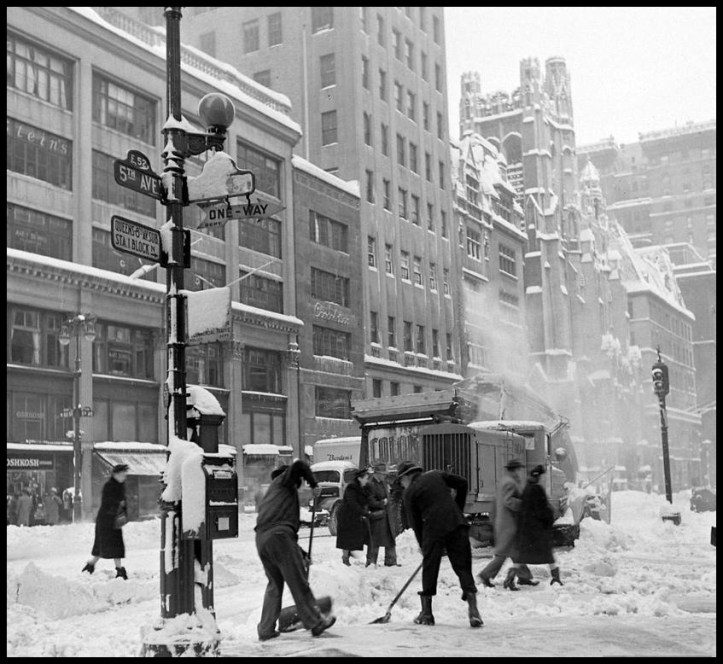 5th avenue Snow  - Mark Kauffman