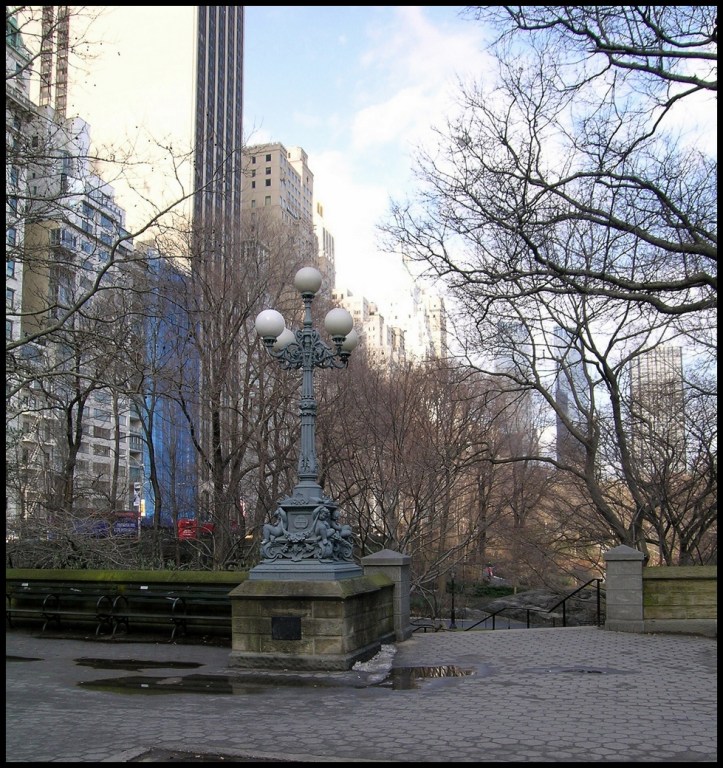 Lombard Lamp - Central Park
