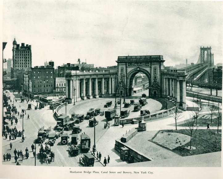 Manhattan Bridge Plaza