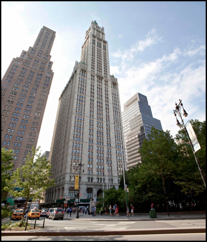 20110627WoolworthBuilding2776Panorama