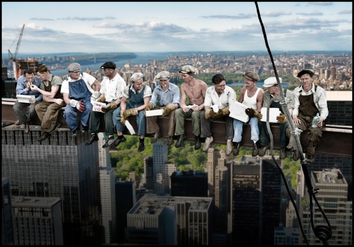 “Lunch atop a Skyscraper”  (versión coloreada)