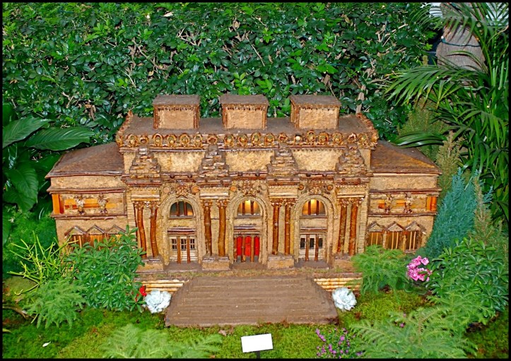 New York Botanical Garden's Holiday Train Show 010