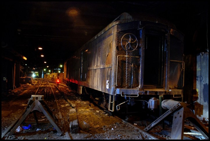 El vagón acorazado de Franklin D. Roosevelt se encuentra todavía estacionado en el andén.