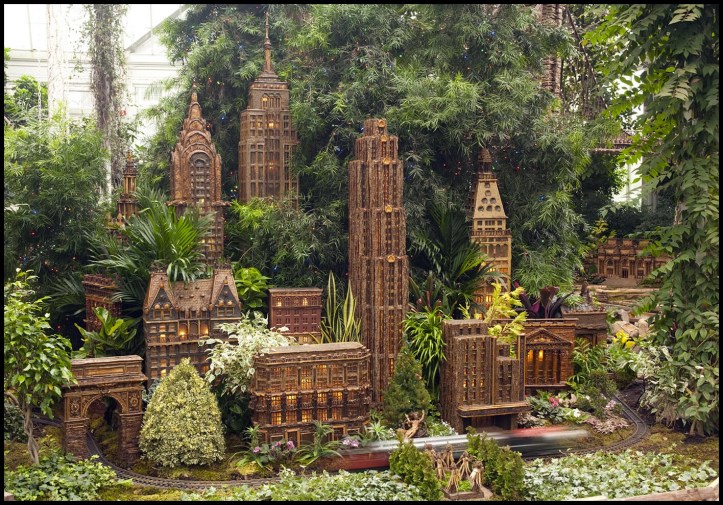 Holiday-Train-Show-New-York